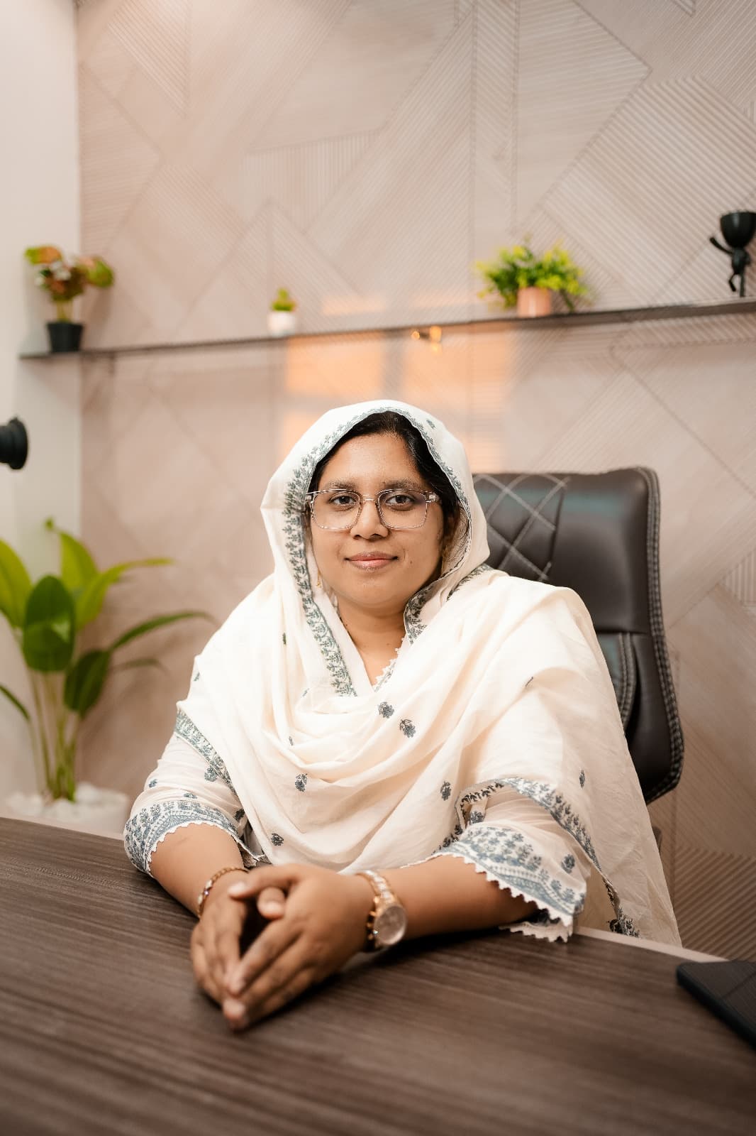 Dr. Nasrin Hasan